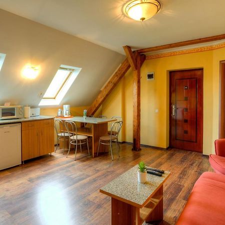 House Of Dragons Apartments シギショアラ エクステリア 写真