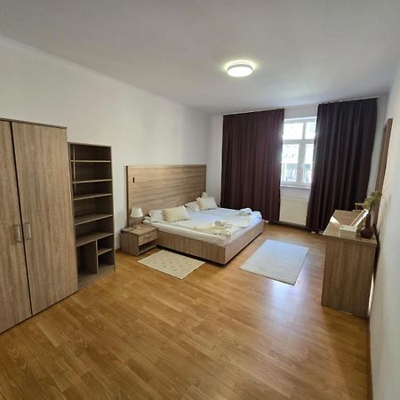 House Of Dragons Apartments シギショアラ エクステリア 写真